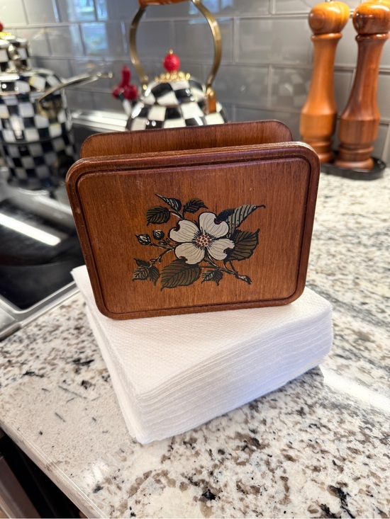 Hand Crafted Other - 😎3/$20‼️Hand‑Crafted Wooden Napkin Holder – Dogwood flowe